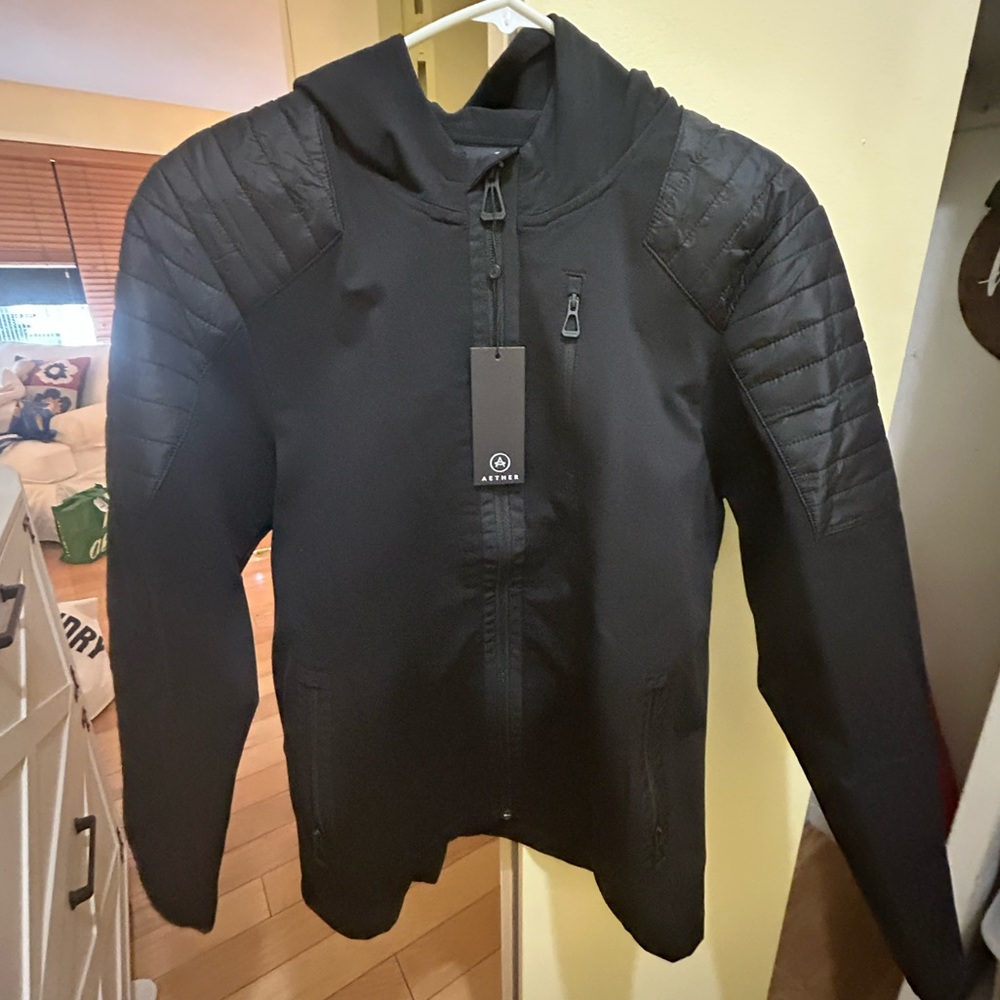 Alphalete Quilted Black Performance Jacket